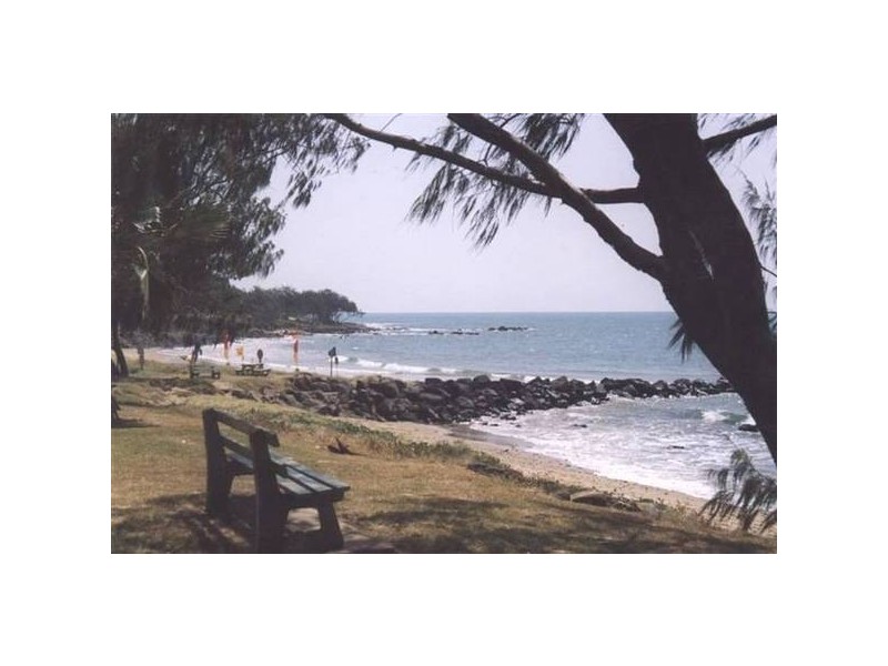 7 Cove Street, Burnett Heads QLD 4670