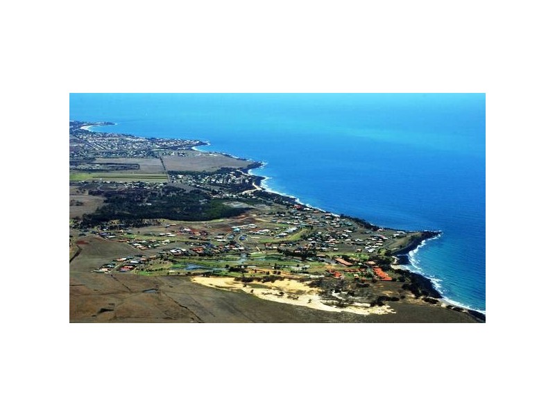 37 & 38 Pebble Beach Dr, Coral Cove QLD 4670