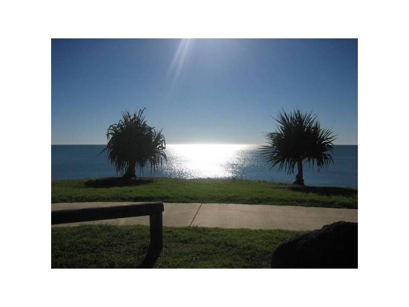 37 & 38 Pebble Beach Dr, Coral Cove QLD 4670