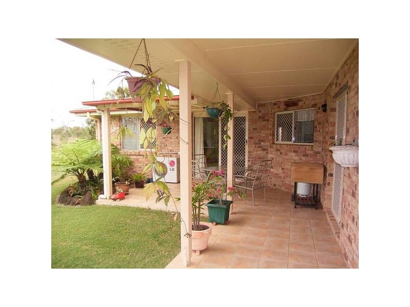 66 Innes Park Rd, Innes Park QLD 4670