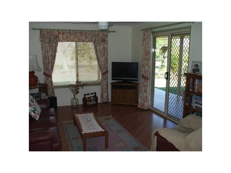 66 Innes Park Rd, Innes Park QLD 4670