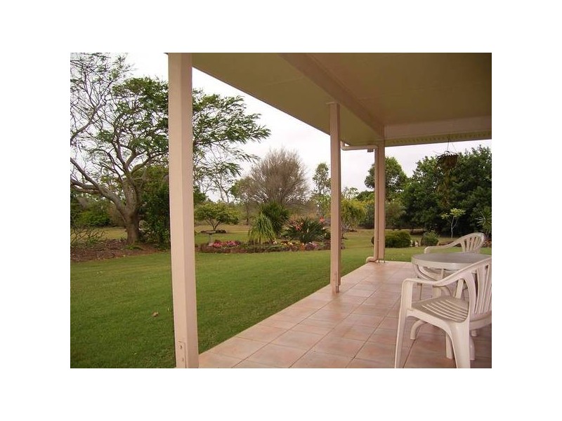66 Innes Park Rd, Innes Park QLD 4670