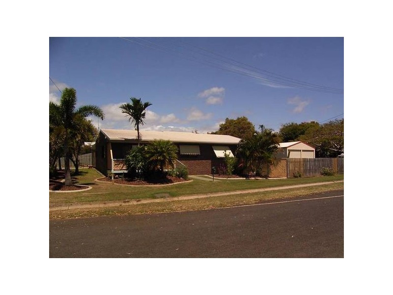 15 Davidson St, Bargara QLD 4670