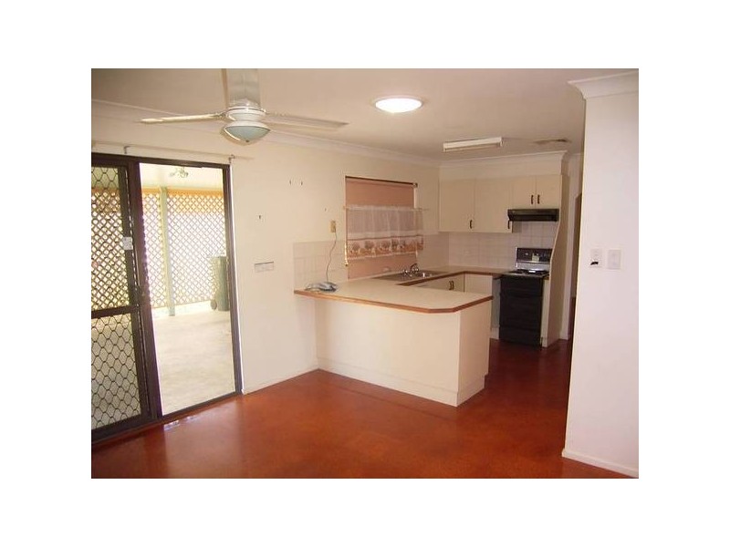15 Davidson St, Bargara QLD 4670