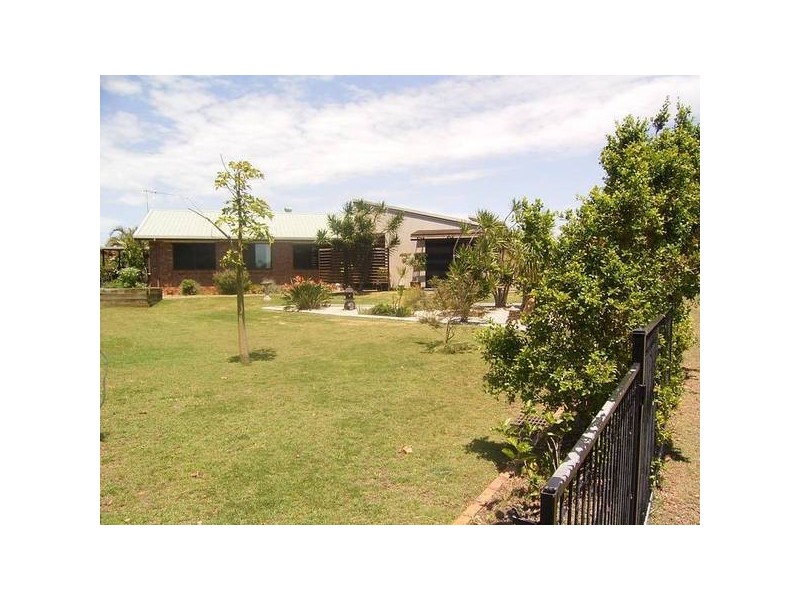 30 Amaroo Cres, Innes Park QLD 4670