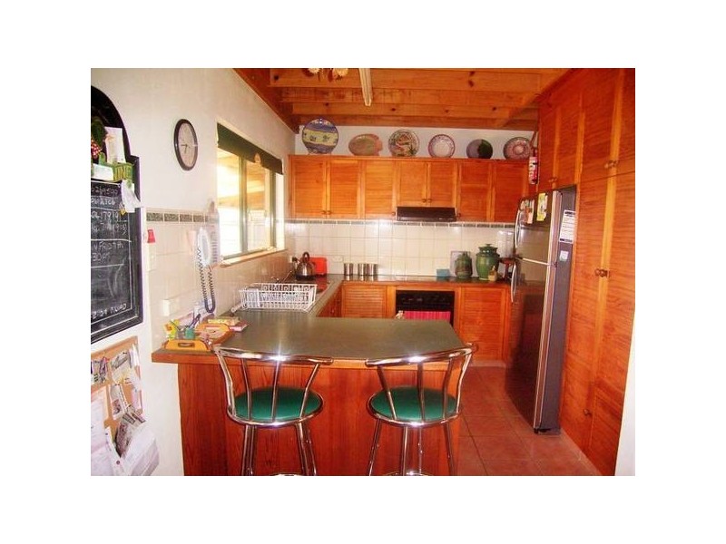 32 Holland Street, Bargara QLD 4670