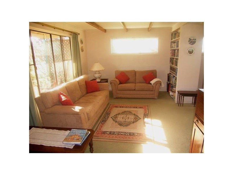 10 Tanner Street, Bargara QLD 4670