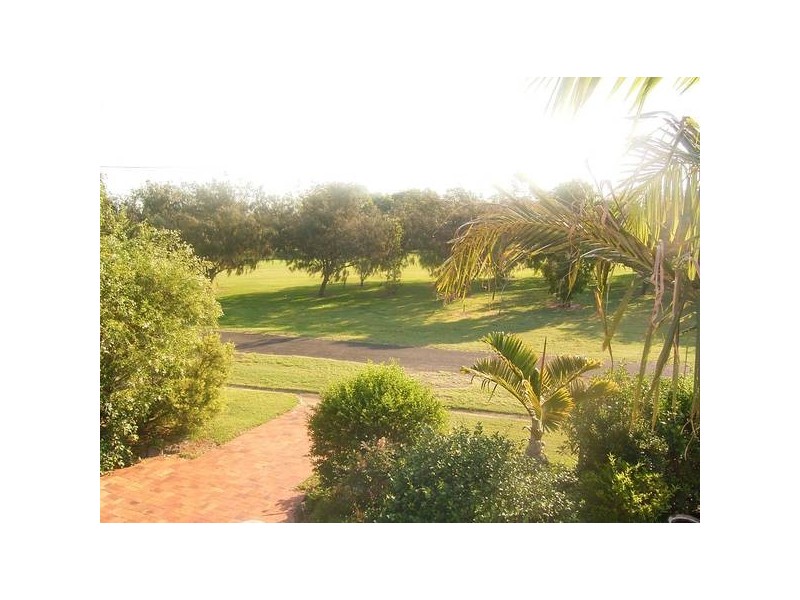 10 Tanner Street, Bargara QLD 4670