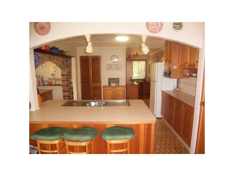 10 Tanner Street, Bargara QLD 4670