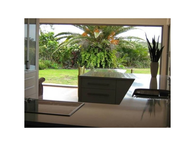 11 Palm St, Innes Park QLD 4670