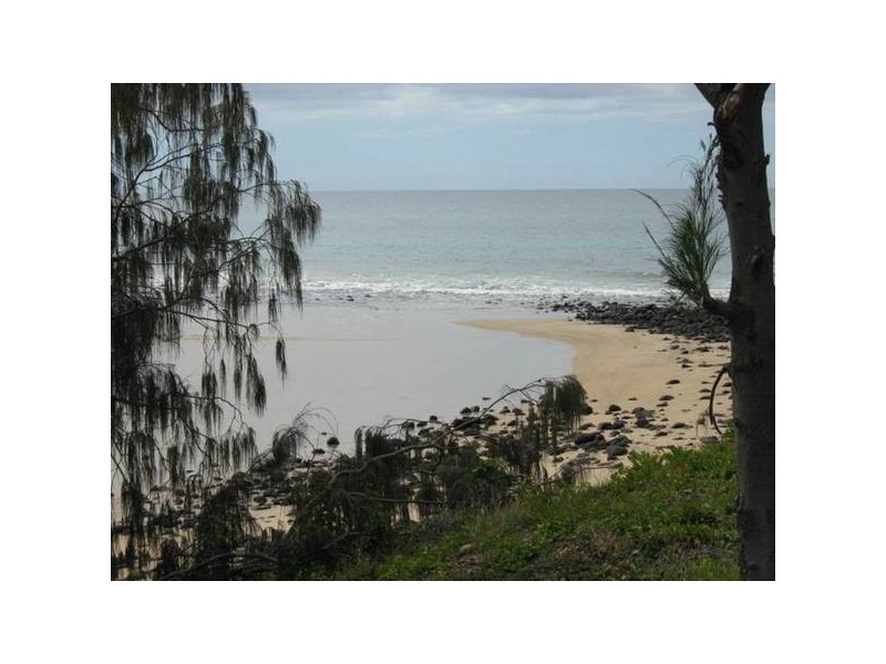 11 Palm St, Innes Park QLD 4670