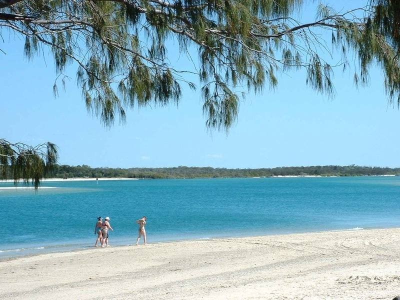 Elliott Heads QLD 4670