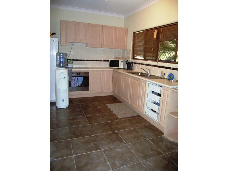 4 Pandanus Cr, Innes Park QLD 4670