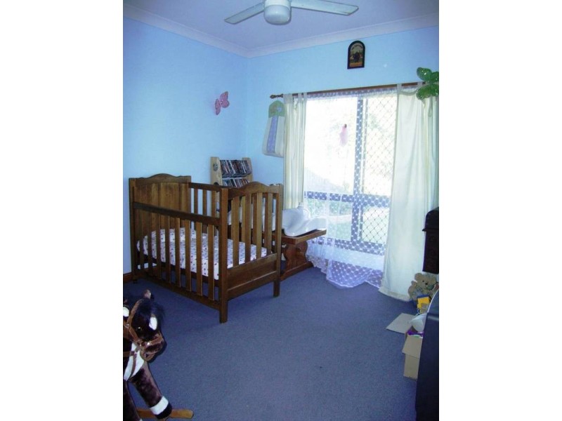 4 Pandanus Cr, Innes Park QLD 4670