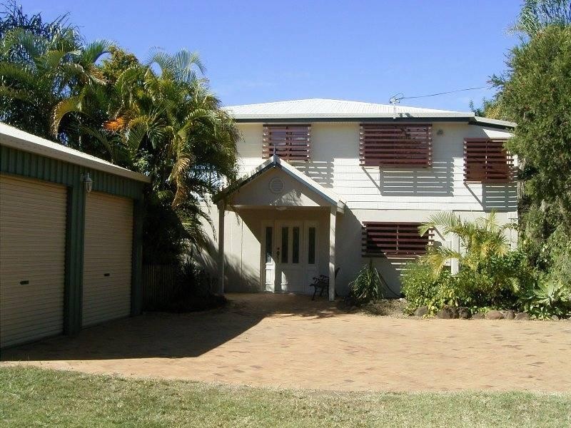 369 Windermere Rd, Qunaba QLD 4670