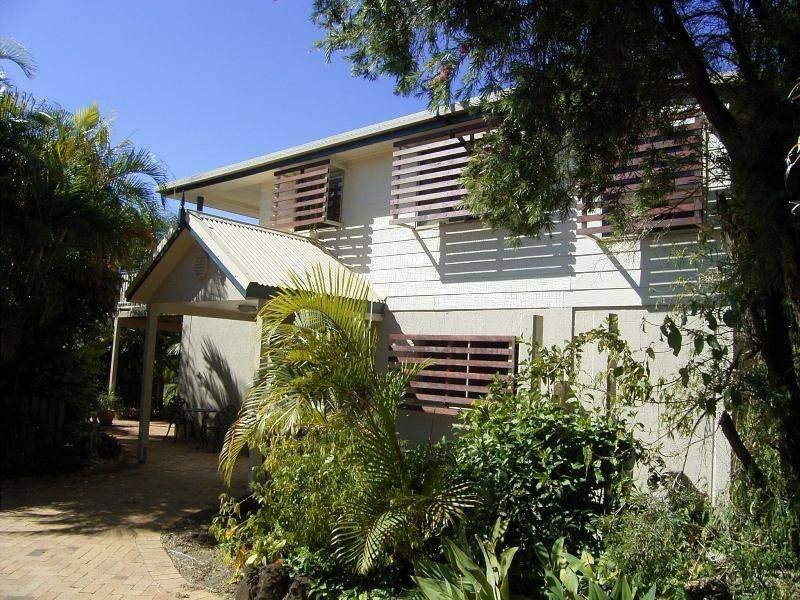 369 Windermere Rd, Qunaba QLD 4670