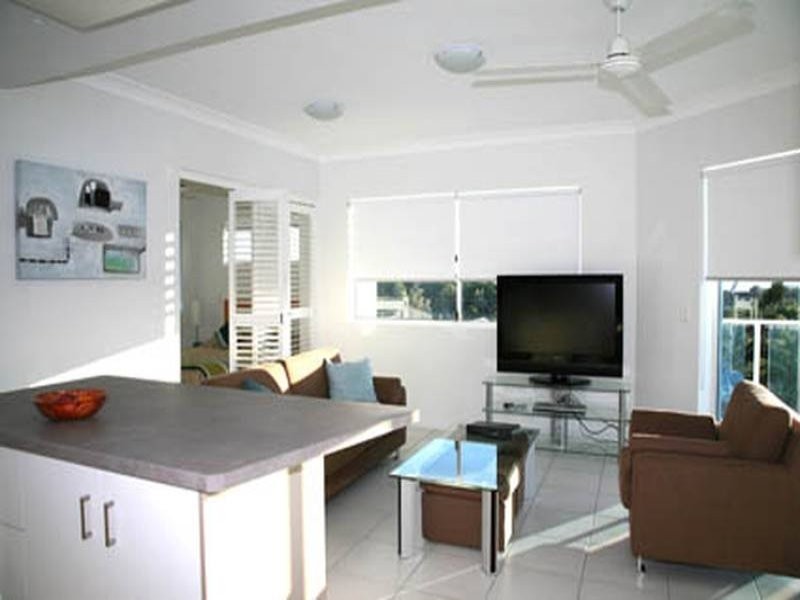 54 Johnson St, Bargara QLD 4670