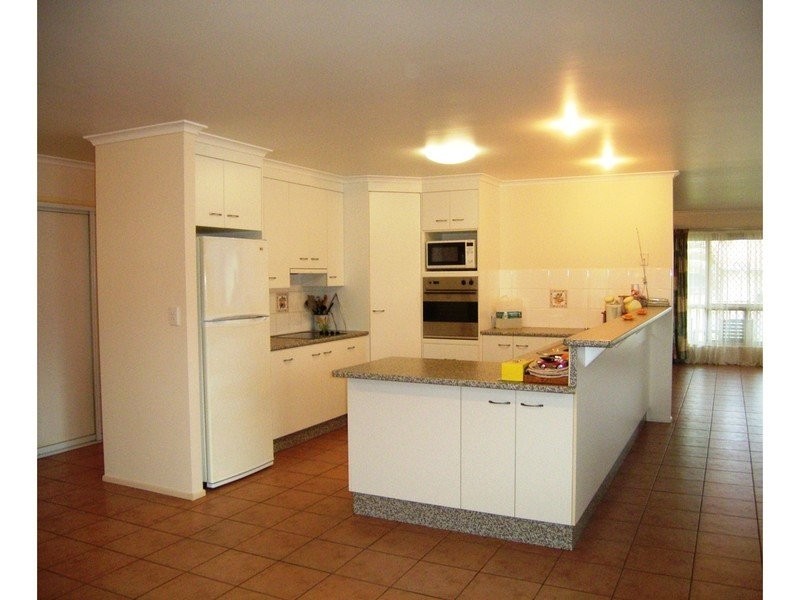 2 Pacific Crt, Bargara QLD 4670