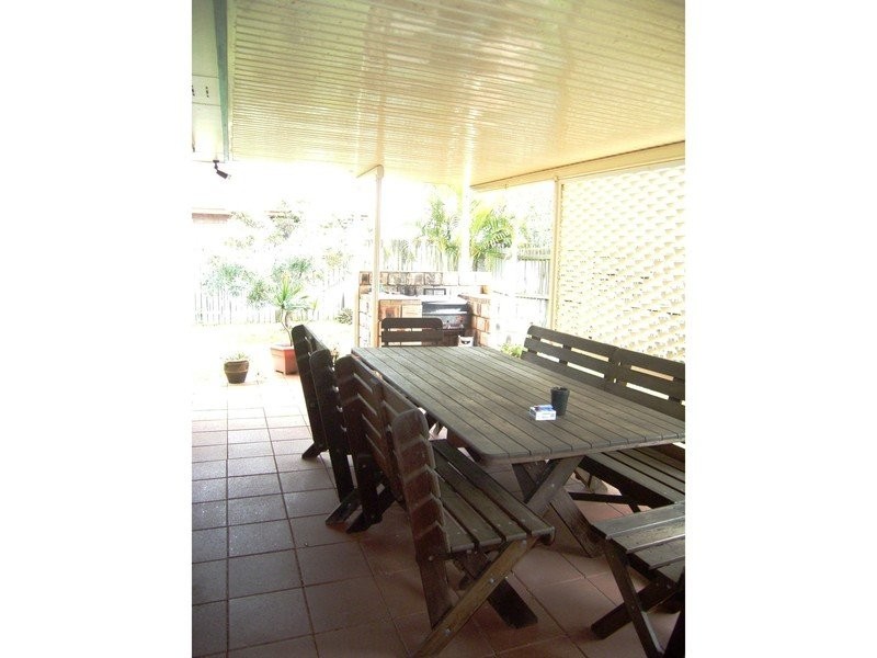 2 Pacific Crt, Bargara QLD 4670