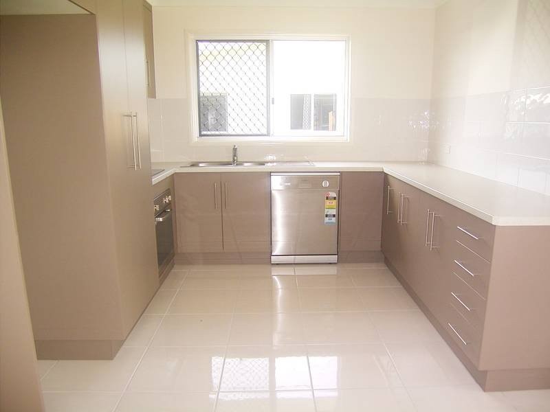 35 Blain St, Bargara QLD 4670