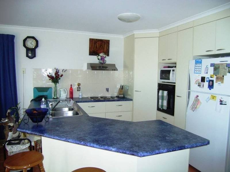 14 Marian St, Coral Cove QLD 4670
