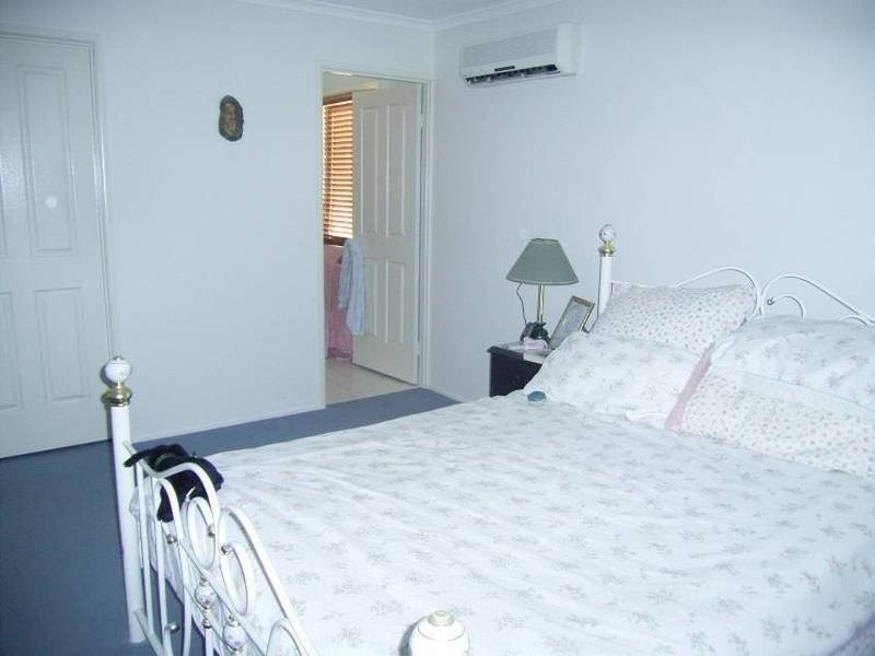 14 Marian St, Coral Cove QLD 4670