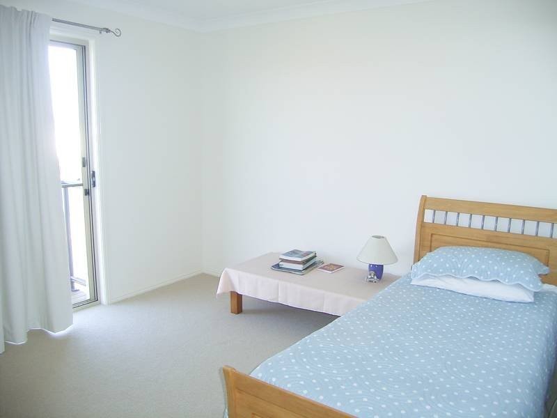 22 Toppers Dr, Coral Cove QLD 4670