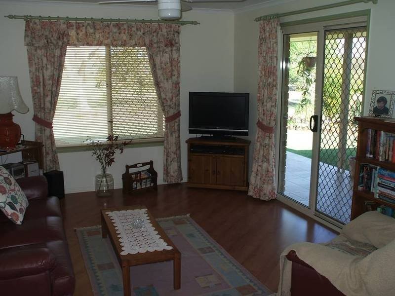 66 Innes Park Rd, Innes Park QLD 4670