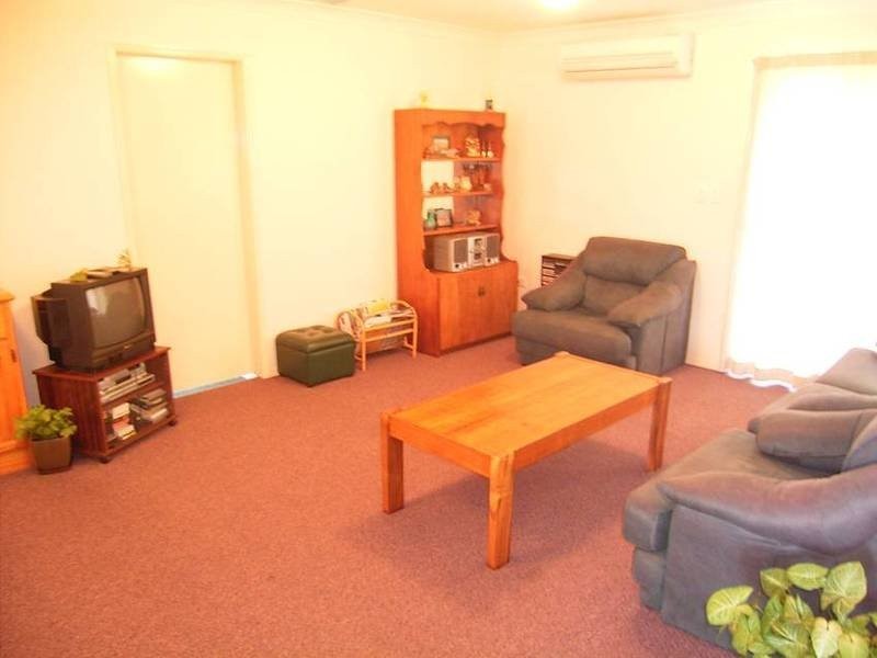 4 Settlers Crt, Bargara QLD 4670