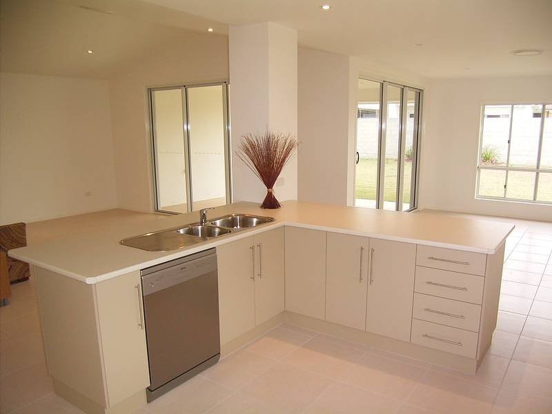 14 Parkside Pde, Bargara QLD 4670