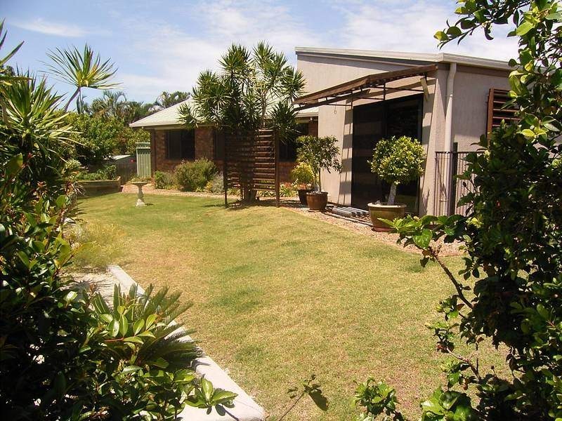 30 Amaroo Cres, Innes Park QLD 4670