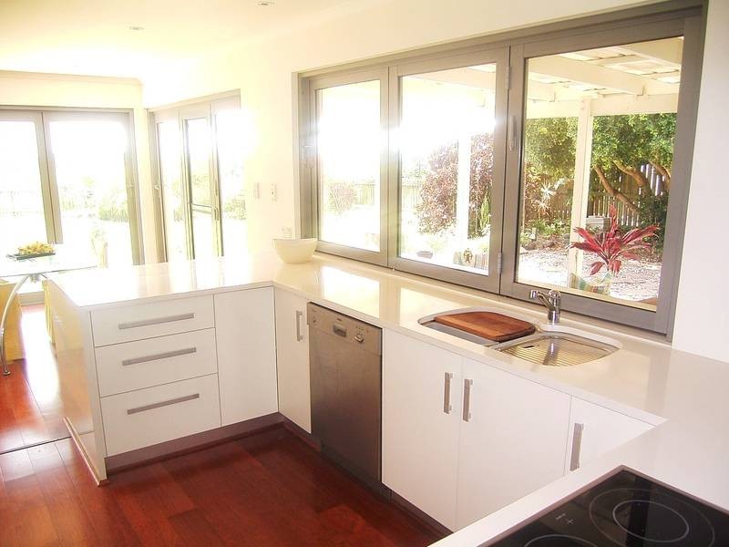 11 Palm St, Innes Park QLD 4670