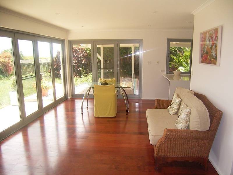 11 Palm St, Innes Park QLD 4670