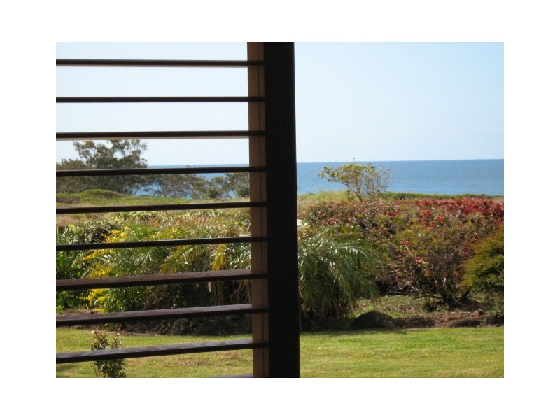 11 Palm St, Innes Park QLD 4670