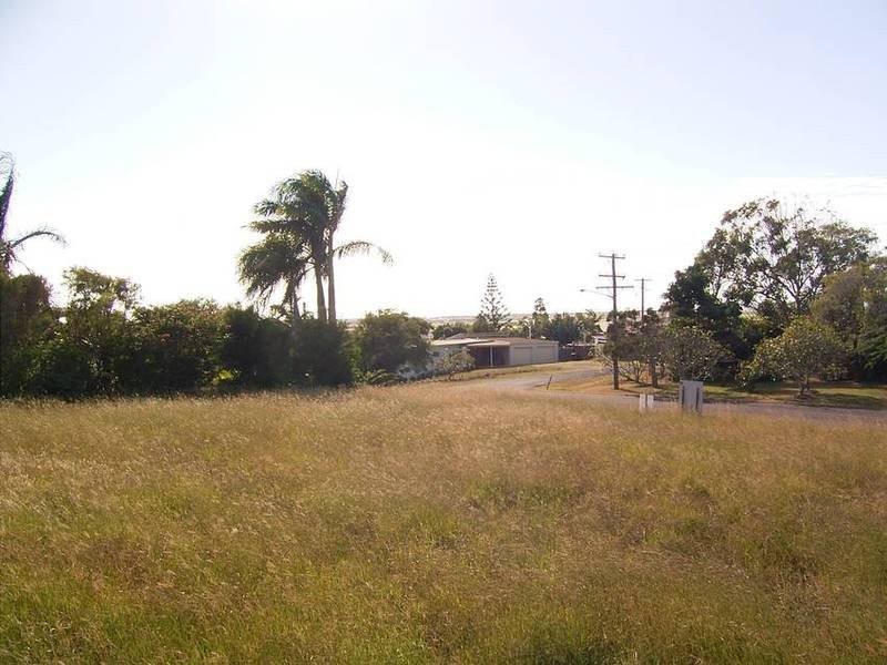 15 Grotherr Street, Qunaba QLD 4670