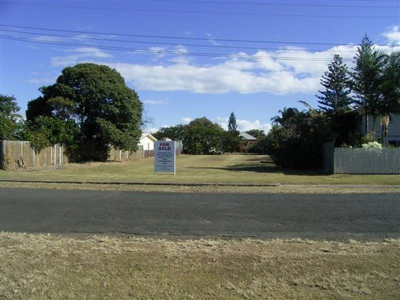 13 Holland Street, Bargara QLD 4670