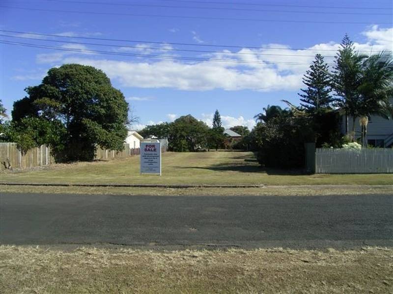 13 Holland Street, Bargara QLD 4670