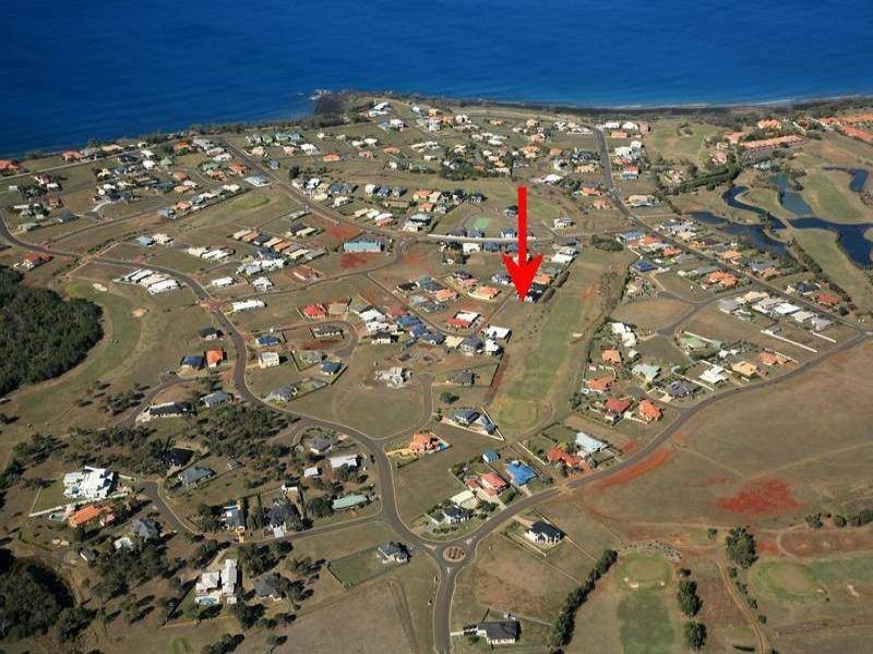 17 Belmonte Drive, Coral Cove QLD 4670