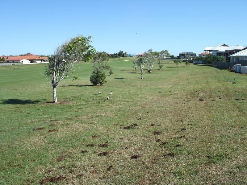 17 Belmonte Drive, Coral Cove QLD 4670