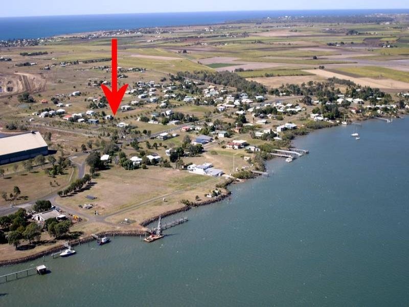 29 Doctor Street, Burnett Heads QLD 4670