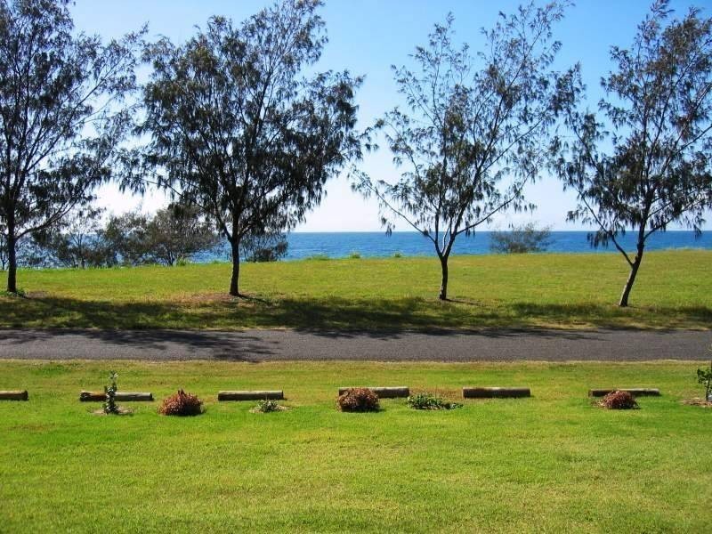 18 Mokera Street, Coral Cove QLD 4670