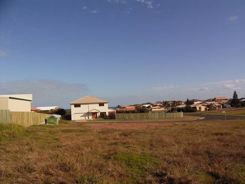 18 Mokera Street, Coral Cove QLD 4670