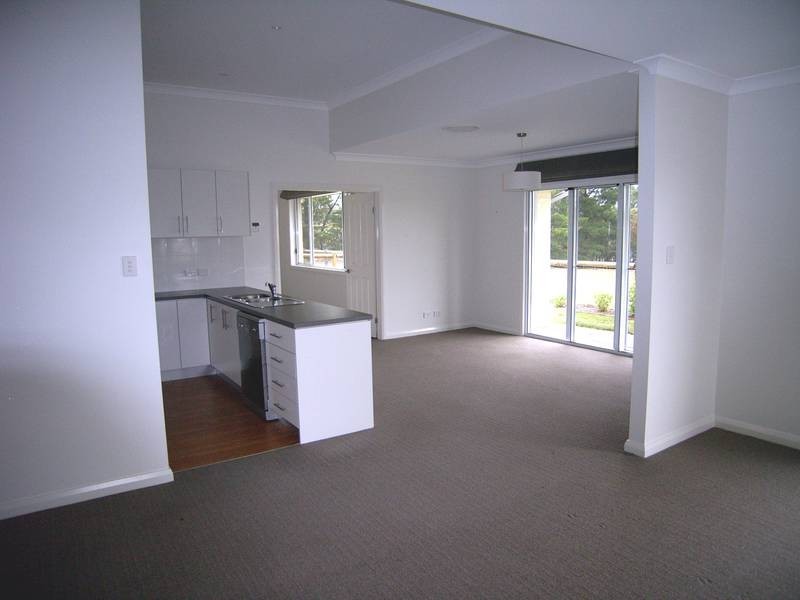 House 6/51 Robinia Drive, Bowral NSW 2576