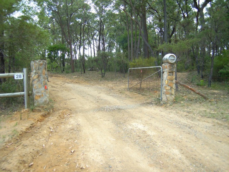 28 DRAPERS RD, Colo Vale NSW 2575