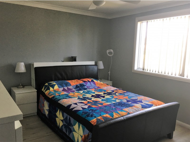 8 CUMBERTEEN STREET, Hill Top NSW 2575