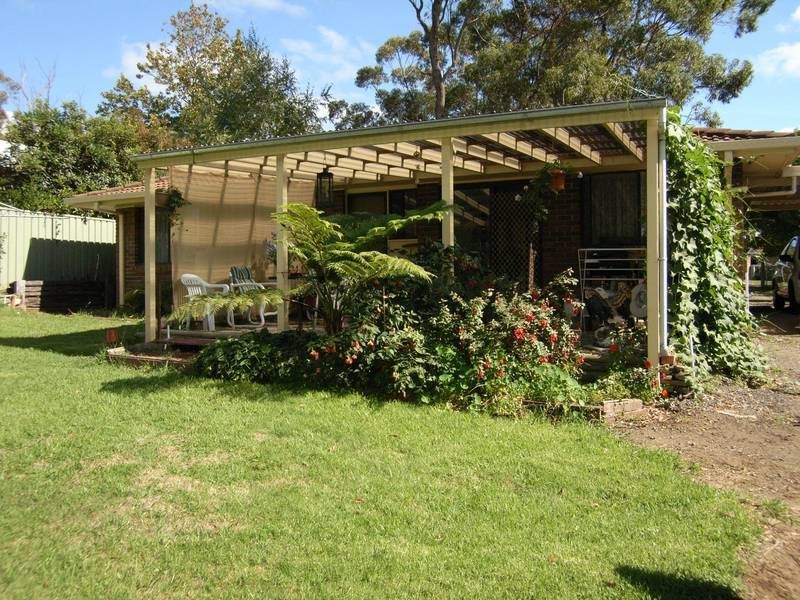 13 Stanley Street, Hill Top NSW 2575