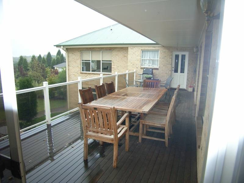 25 Sunninghill Avenue, Burradoo NSW 2576