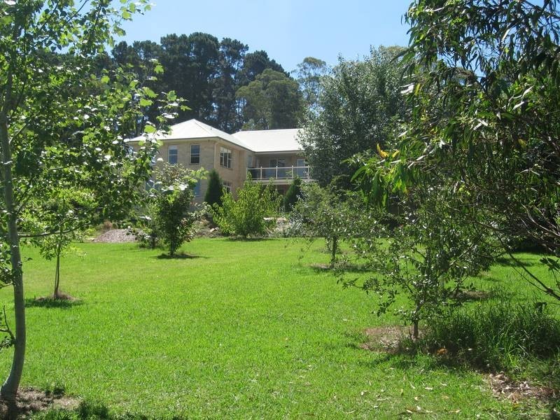 25 Sunninghill Avenue, Burradoo NSW 2576