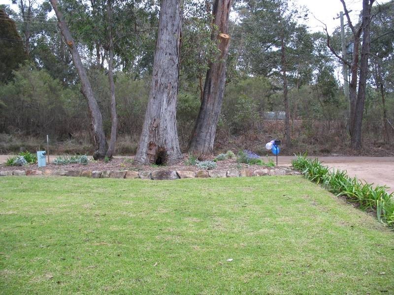 10 Railway Parade, Braemar NSW 2575