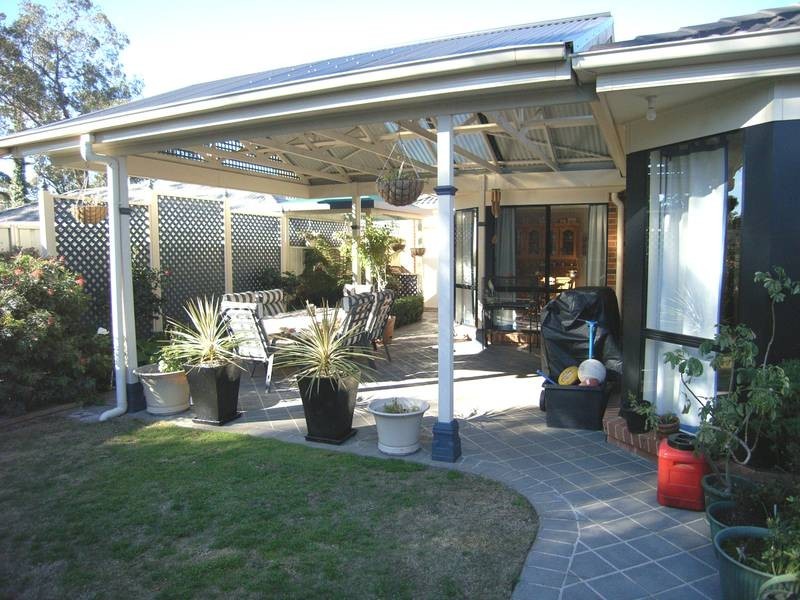 48 Hume Highway, Yerrinbool NSW 2575